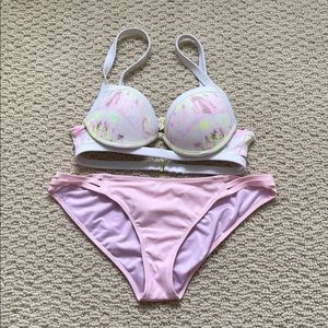 VICTORIA’S SECRET BIKINI PUSH UP BIKINI NWOT